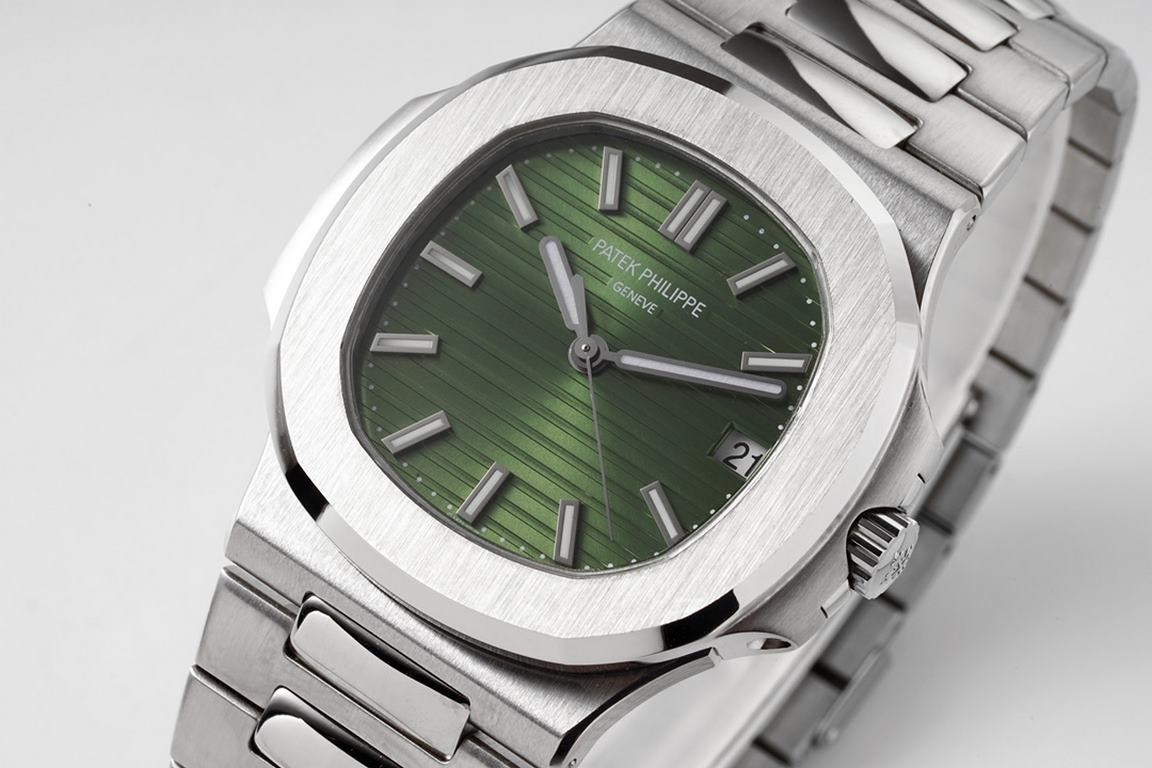 BF new green face arrived       heavy core set sail V4 version PATEK . PHILPPE - Nautilus 57111A series of heavy attack! Newly molded and corrected three-piece case set with satin and polished finishes, new custom-grade 