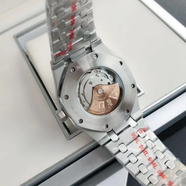 Luxury Diamond Bezel Hand-set2022 new upgraded diamond ring Audemars Piguet 15400 series watches, as the Royal Oak series of the most basic models, without any special features, only three hands and the date display, uno