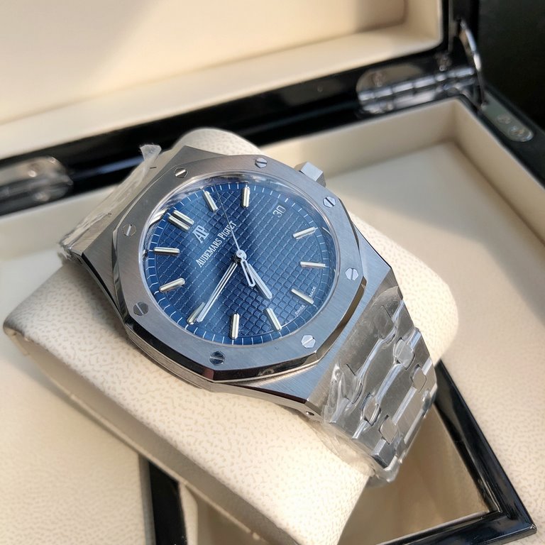 Boxed Support Hong Kong, USA direct mailAudemars Piguet Royal Oak 15500_ is online! The highest version on the market. Upgraded so inadequate places! All details are 100% synchronized with the counter. Remove the excess 