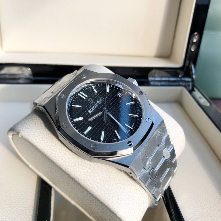 Boxed Support Hong Kong, USA direct mailAudemars Piguet Royal Oak 15500_ is online! The highest version on the market. Upgraded so inadequate places! All details are 100% synchronized with the counter. Remove the excess 