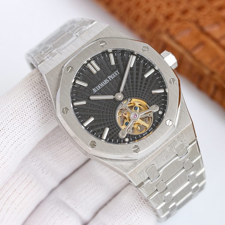 Factory.2022 Audemars Piguet Royal Oak,   with imported silicone strap more comfortable to wear.(New products in stock in small quantities)Audemars Piguet is still on the road of exploration and innovation, launching the