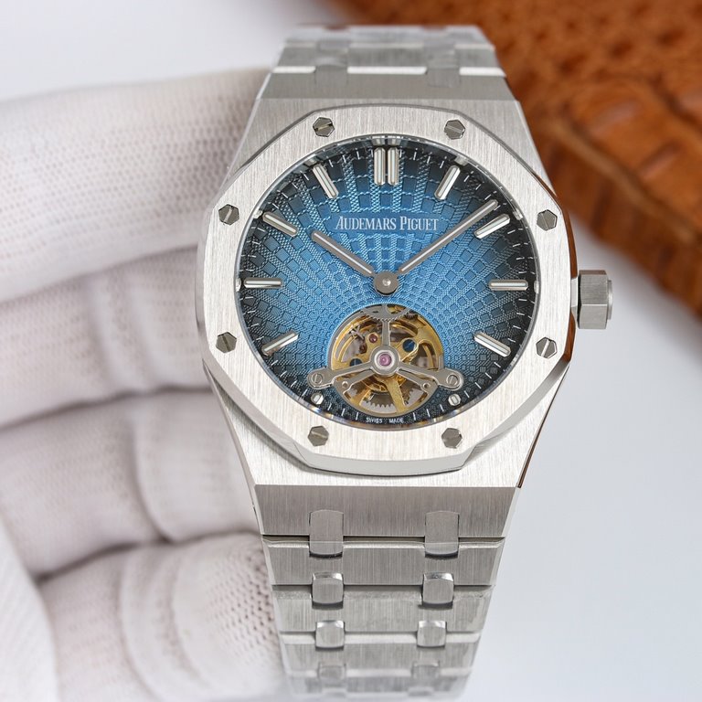 Factory.2022 Audemars Piguet Royal Oak,   with imported silicone strap more comfortable to wear.(New products in stock in small quantities)Audemars Piguet is still on the road of exploration and innovation, launching the