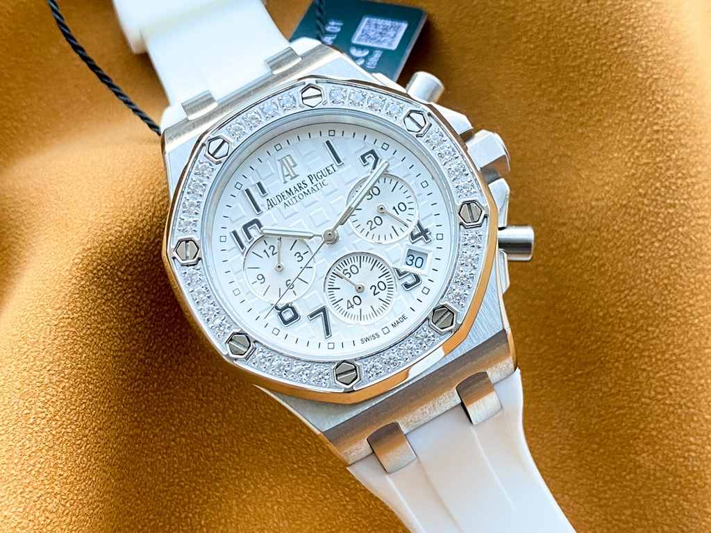 Brand Audemars Piguet - APCollection Royal Oak OffshoreType Ladies' ChronographMaterial 316L steelMovement Imported Japanese chronograph quartz movementCrystal Lamborghini glassStrap High-grade imported material tapeClas