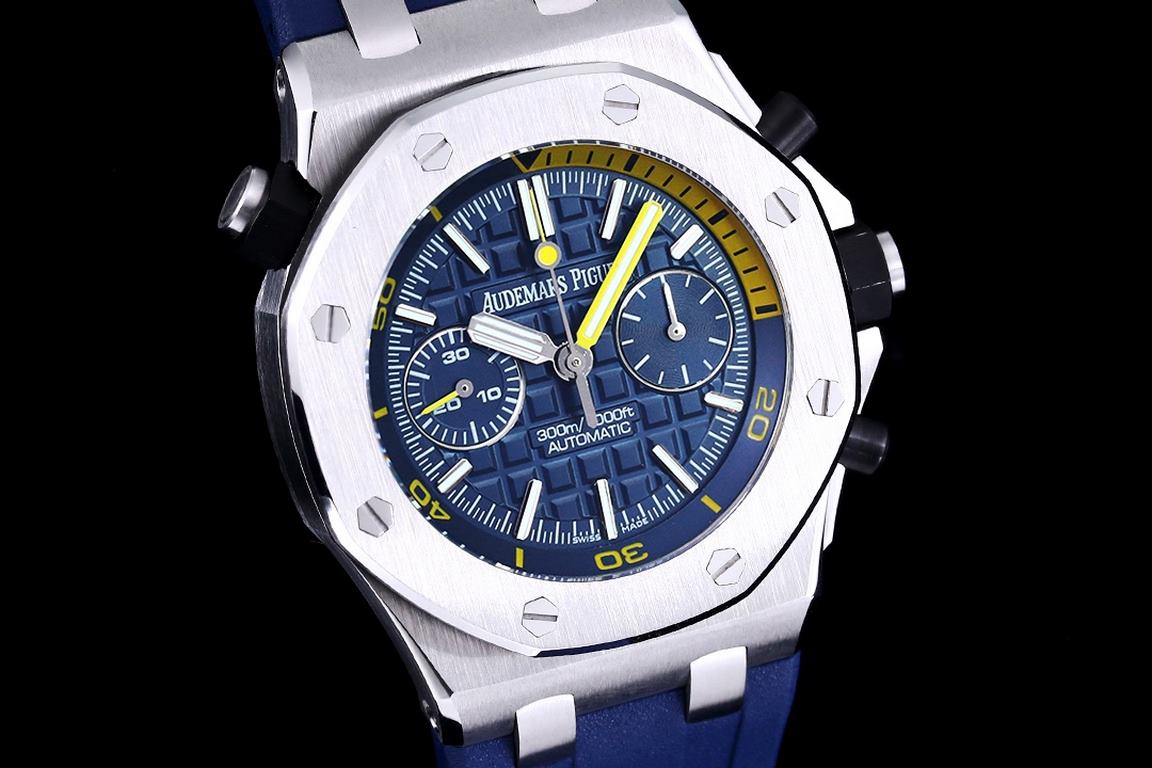 Uniform 1V2 version, live head grain, internal shadow can be bi-directional mobilization, non-market ordinary version,     Audemars Piguet Royal Oak Series FruitsModel 26703 Running second chronograph automatic mechanica