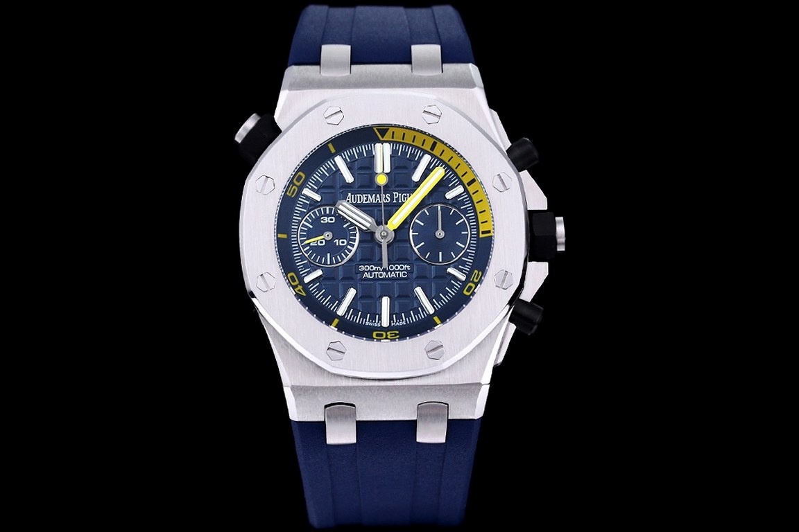 Uniform 1V2 version, live head grain, internal shadow can be bi-directional mobilization, non-market ordinary version,     Audemars Piguet Royal Oak Series FruitsModel 26703 Running second chronograph automatic mechanica