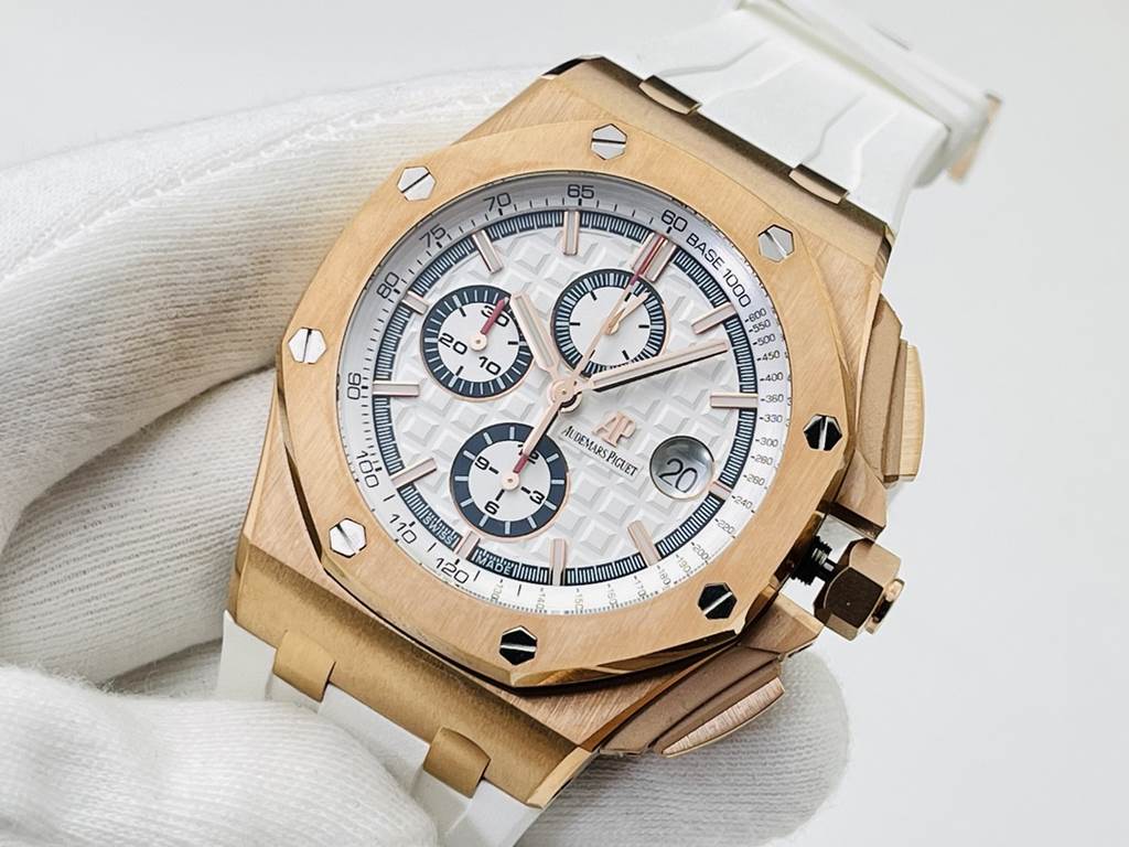 JF Factory recommends the V2 upgrade of the A.P. Royal Oak. Audemars Piguet Royal Oak!1  all gold case cover!2 Diameter 44mm!3 Powered by replica original CaL.3126 movement!A superb replica of the finest version on the m