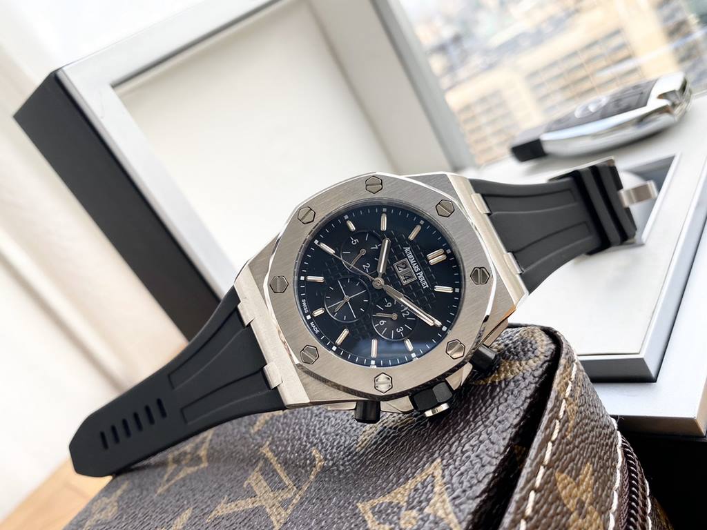 Audemars Piguet - AP  Royal Oak Multifunction Men's Watch Automatic Mechanical Movement 316 stainless steel case Mineral Super Glass Imported Rubber Strap Diameter 43mm Thickness 12mm BST Actual Photos The watch represen