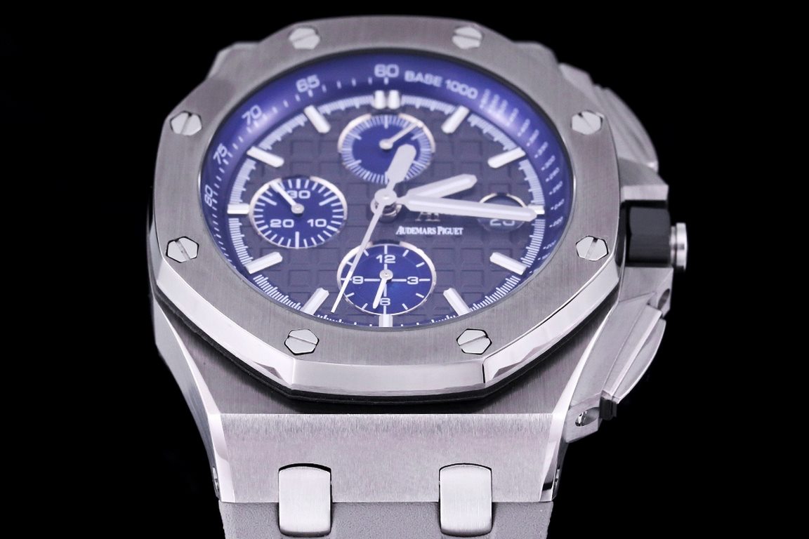 HarmonizationV2 version     Audemars Piguet Royal Oak Offshore Limited Edition Multifunctional Chronograph Mechanical Watch V2 version upgraded calendar fonts, upgraded ceramic bezel, size 44MM17MM [bezel] bezel is the s