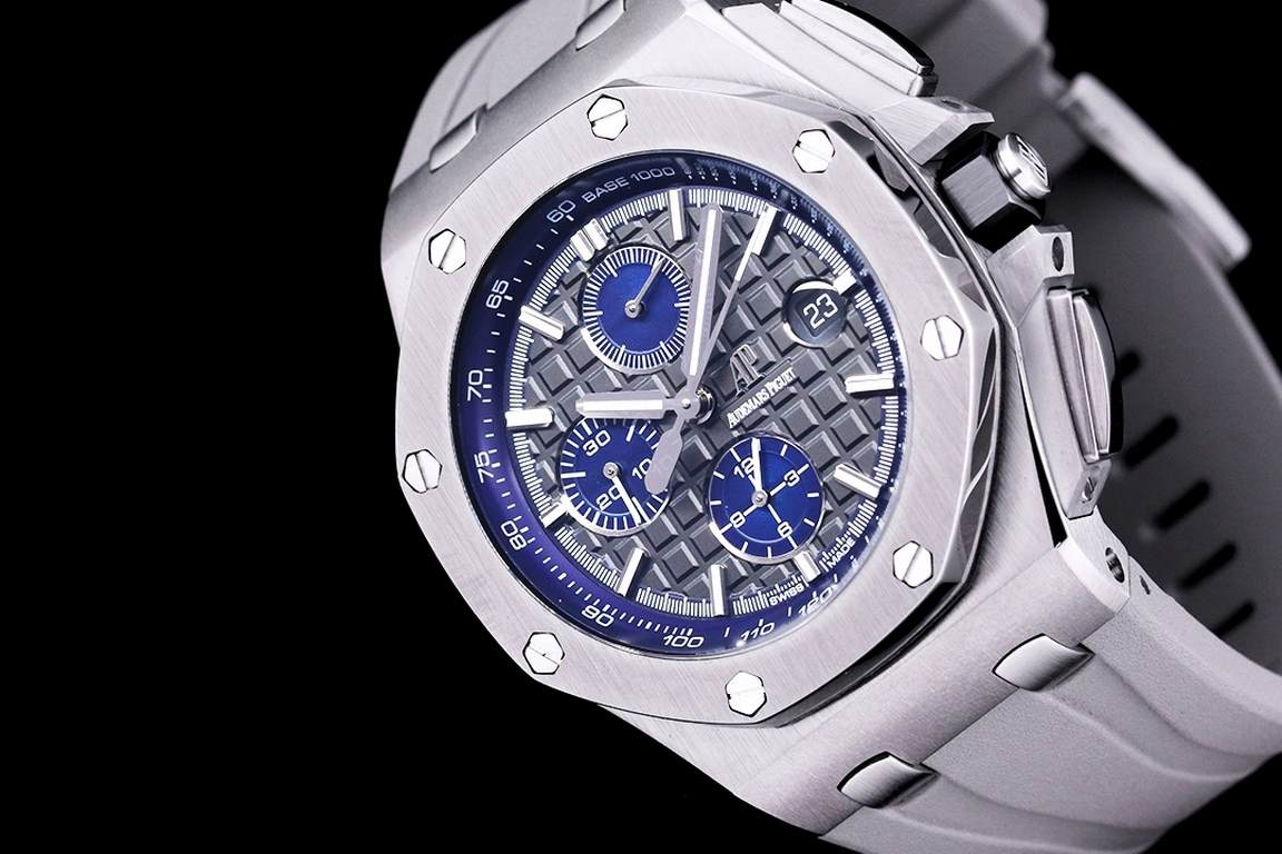 HarmonizationV2 version     Audemars Piguet Royal Oak Offshore Limited Edition Multifunctional Chronograph Mechanical Watch V2 version upgraded calendar fonts, upgraded ceramic bezel, size 44MM17MM [bezel] bezel is the s