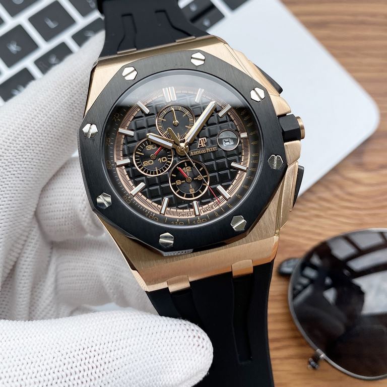 Photographed in the flesh!Audemars Piguet Royal Oak Offshore Limited Edition Glareproofed mineral glass Dimensions 44mm14mm Water-resistant adhesive tape with AP original pin buckle Equipped with an original 3126 automat