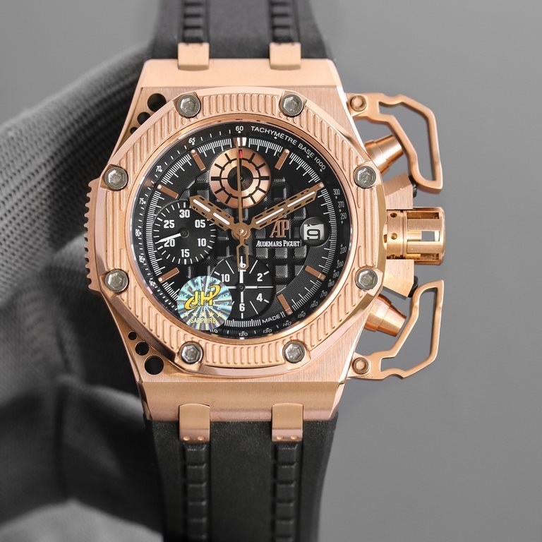 Audemars Piguet Royal Oak Offshore Survivor Limited Edition, limited to 1,000 pieces worldwide, was snapped up in seconds on its launch. Wearing it is authentic! Self-winding chronograph movement, 316 stainless steel cas