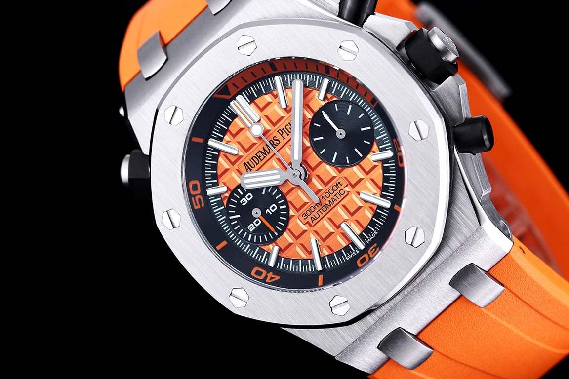 Uniform 1V2 version, live head grain, internal shadow can be bi-directional mobilization, non-market ordinary version,     Audemars Piguet Royal Oak Series FruitsModel 26703 Running second chronograph automatic mechanica