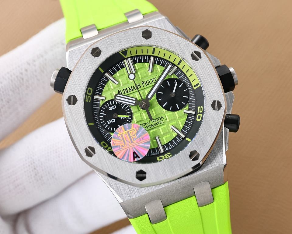 V2 version, live head grain, internal shadow can be bi-directional mobilization, non-market ordinary version, Audemars Piguet Royal Oak series fruitModel 26703 running seconds chronograph automatic mechanical men's watch