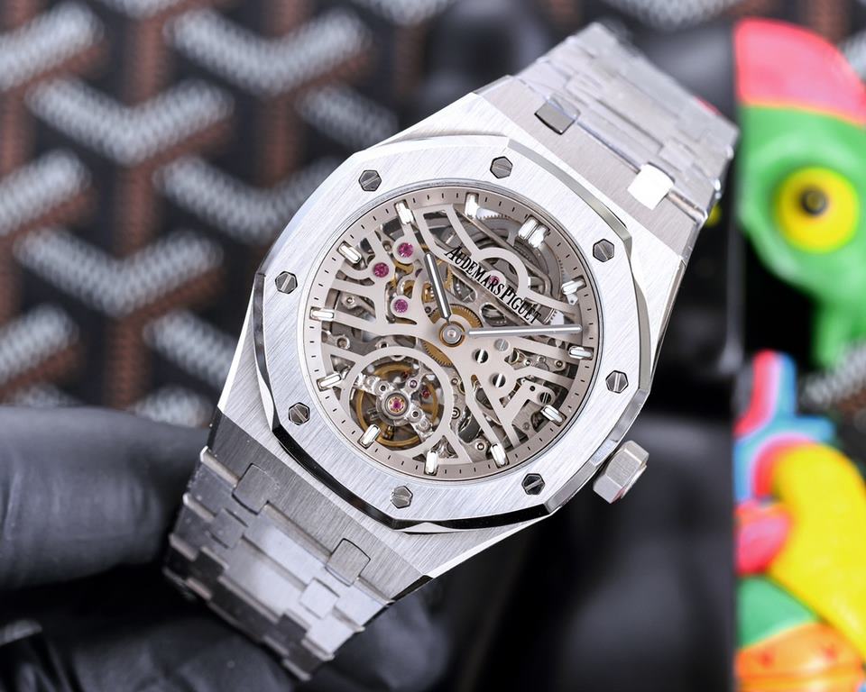 Audemars Piguet AP Royal Oak Coated glass Size 45mm12mm Stainless steel bracelet AP original buckle Automatic mechanical movement Superluminova Octagonal brushed steel case with skeletonized face Cold and hegemonic A dif