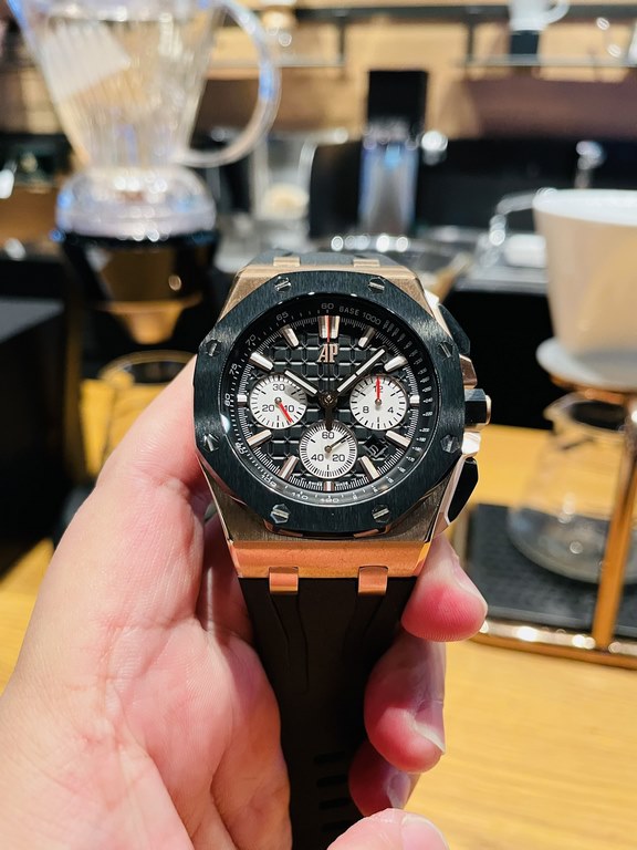 2022 latest models Audemars Piguet, ceramic bezel   version     Audemars Piguet Royal Oak Offshore Limited Edition Multifunctional Chronograph Mechanical Wristwatch Size 44MM17MM [bezel] bezel is the same as the original