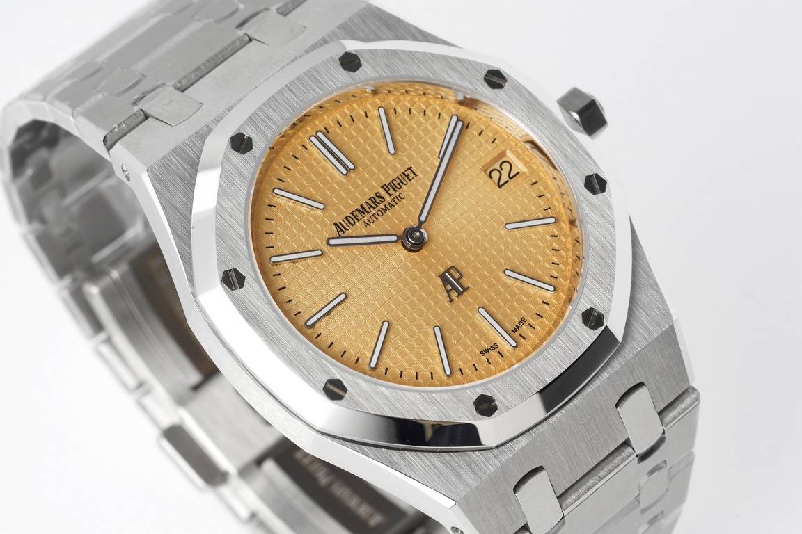 BF gives back to new and old customers by creating the most cost-effective AP Steel King - Audemars Piguet Royal Oak 15202 Collection39 mm diameter stainless steel case with dial engraved with Petite Tapisserie decorativ