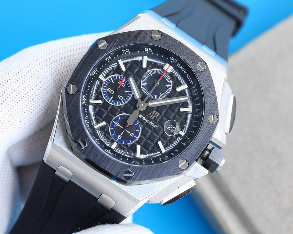 V2 version ceramic bezel   version     Audemars Piguet Royal Oak Offshore Limited Edition Multifunctional Chronograph Mechanical Watch V2 version upgraded calendar fonts, upgraded ceramic bezel, size 44MM17MM [bezel] bez