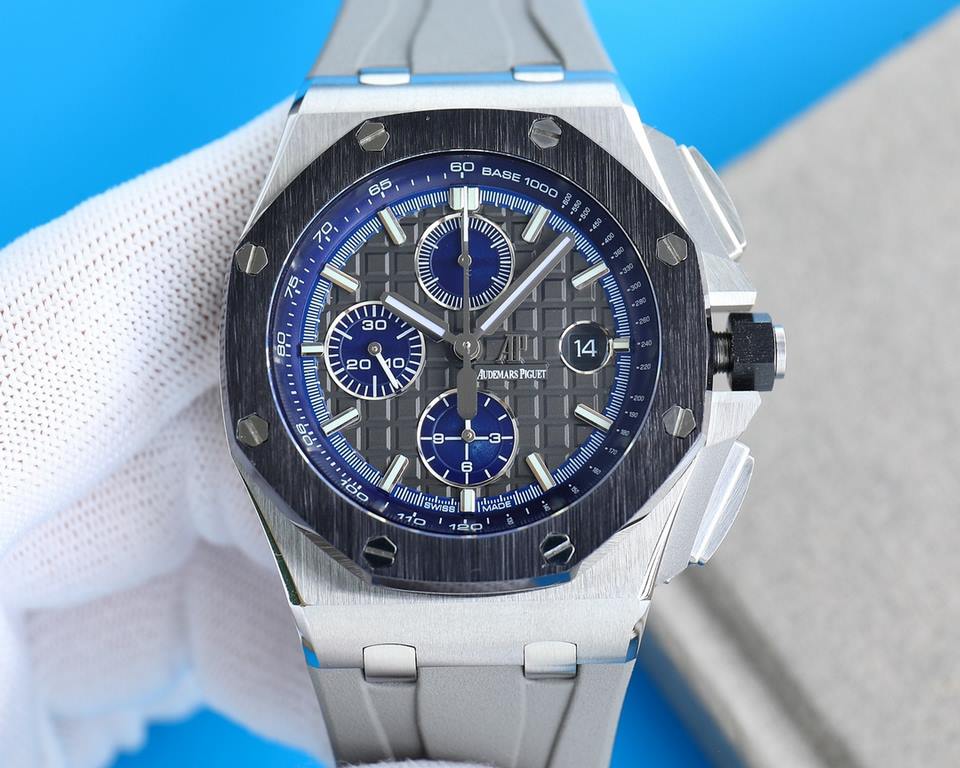 V2 version ceramic bezel   version     Audemars Piguet Royal Oak Offshore Limited Edition Multifunctional Chronograph Mechanical Watch V2 version upgraded calendar fonts, upgraded ceramic bezel, size 44MM17MM [bezel] bez