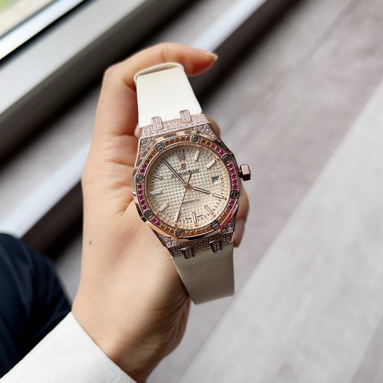 AP's newest model is available now!Audemars Piguet Royal Oak Women's Watch Global Limited Edition 15452 Unavailable and super rare, diamond-set gradient rainbow ring unbeatable value 37mm diameter Equipped with Audemars 