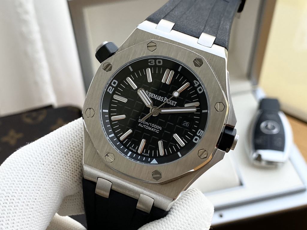 Audemars Piguet - AP  Royal Oak Men's Automatic Mechanical Movement 316 stainless steel case Mineral Super Glass Imported Rubber Strap Diameter 43mm Thickness 12mm BST Actual Photography The spirit of the men represented