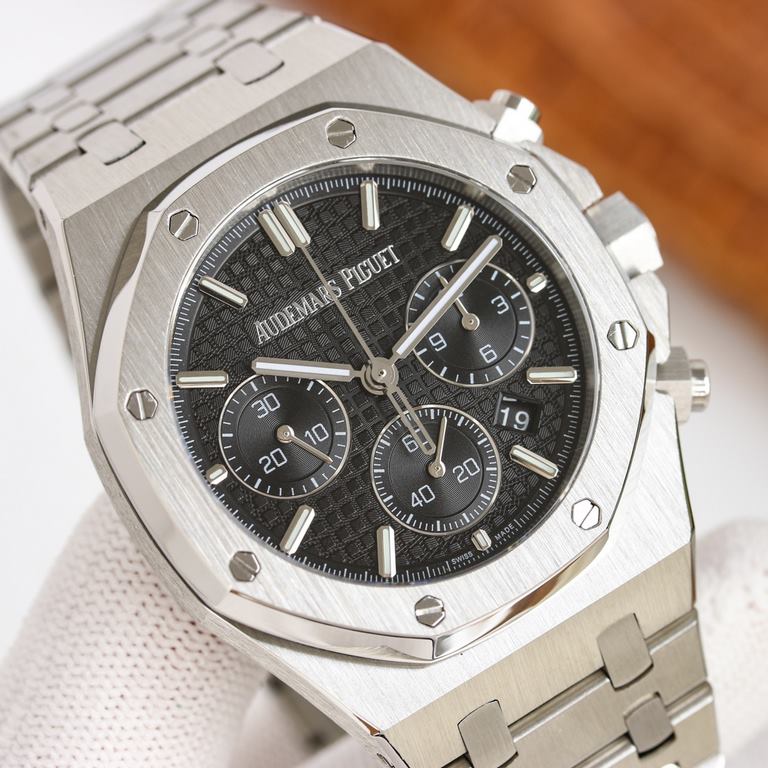 2023 New AP  Audemars Piguet Royal Oak Series new 26240 chronograph, using the same as the genuine (6-letter position small seconds Bottom-transparent movement Caliber4401 chronograph movement), with anti-glare sapphire 