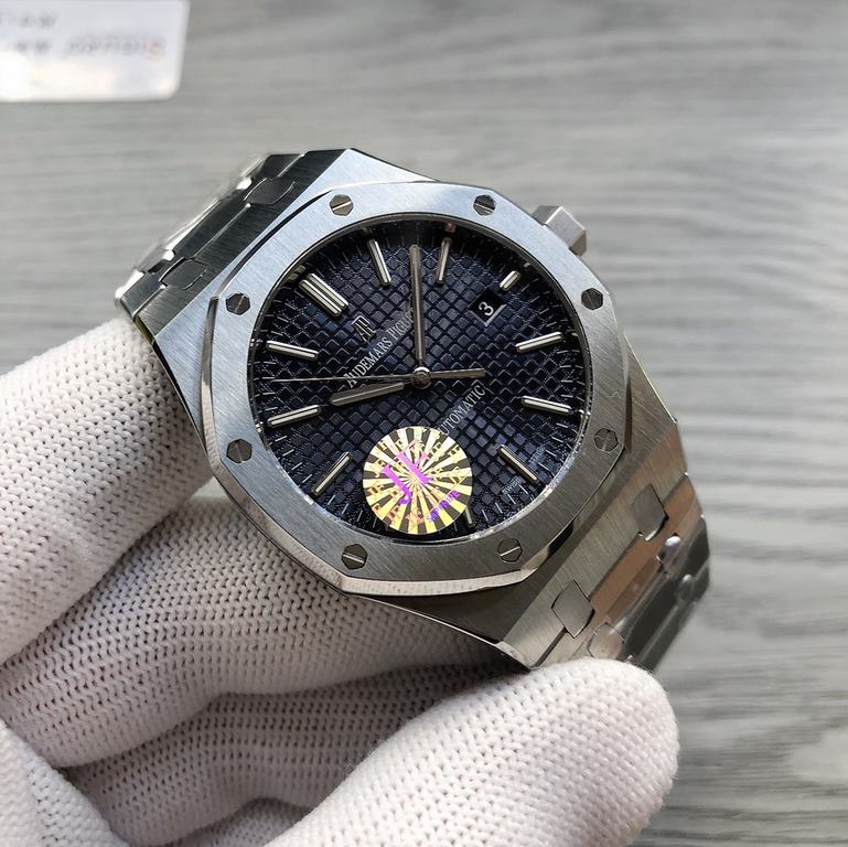 JF APAudemars Piguet Royal Oak Model 15400ST.OO.1220ST.01 Automatic Men's Caliber Cal.3120 Tartan dial Sapphire glass on both sides Dimensions 42mm x 10.5mm Super-LumiNova (steel bracelet, leather strap)