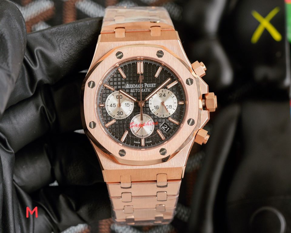 Audemars Piguet AP Royal Oak Coated glass Size 42mm14mm Stainless steel bracelet Multifunctional Japanese quartz movement Octagonal brushed steel case with mesh face Cold and hegemonic A different kind of tough guy.