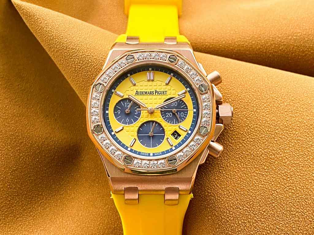 Brand Audemars Piguet - APCollection Royal Oak OffshoreType Ladies' ChronographMaterial 316L steelMovement Imported Japanese chronograph quartz movementCrystal Lamborghini glassStrap High-grade imported material tapeClas