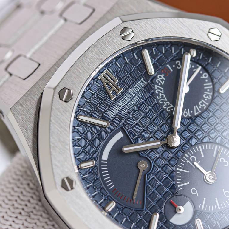 TWA and WF have teamed up to develop the AP Audemars Piguet Royal Oak.TWA's popular foreign toy finally has a replica antidote Dual Time AP Audemars Piguet Royal Oak 26120ST.OO.1220ST.01 Replica Caliber Cal.23292846 Auto