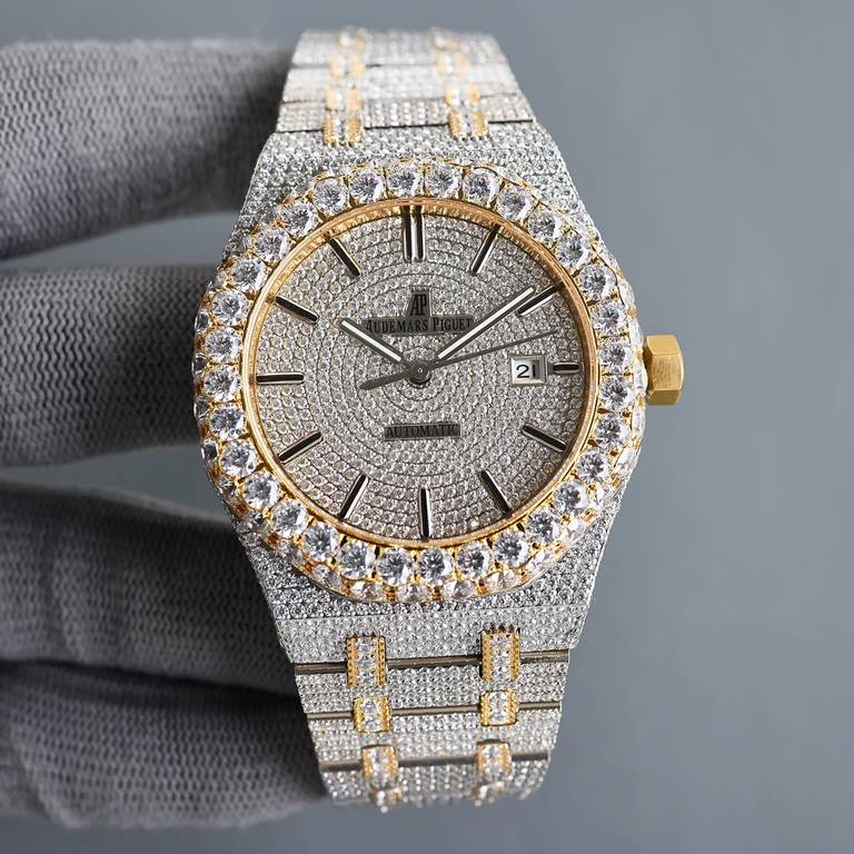 Large diamond encrusted bezel uniformAP Audemars Piguet A real man has to take Audemars Piguet Own AP, brand new bezel with large diamond-set bezel, using imported Citizen to change the 324 machine Automatic Mechanical M