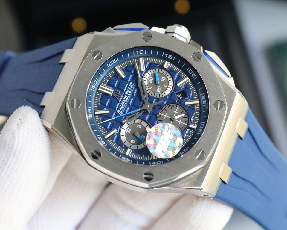 The same HBF latest Audemars Piguet, ceramic bezel   version     Audemars Piguet   Audemars Piguet Royal Oak Offshore Limited Edition Multifunctional Chronograph Mechanical Wristwatch Size 44MM17MM 【Bezel】 The bezel is t