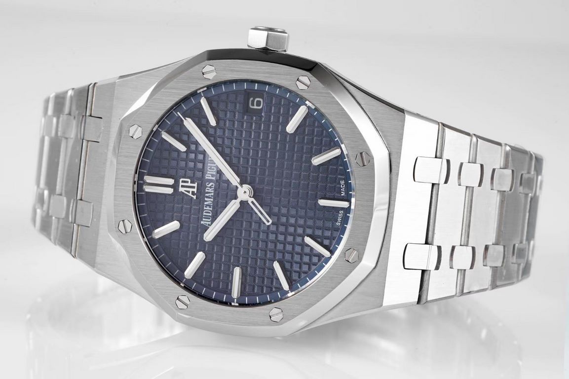 BF new Audemars Piguet Royal Oak 15500 - is the pinnacle of steel watches on the market, - interpretation of the strength of the reigning steel king! [6 great subtleties] 1.Genuine disassembled open mold, size 41X10.4 mm