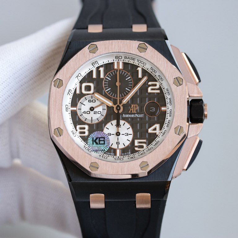 Royal Oak - Audemars Piguet AP 26400 Series44 mm diameter Replica of the original CaL.3126 movement Superb replica of the finest version on the market Soft silicone strap Original pin buckle