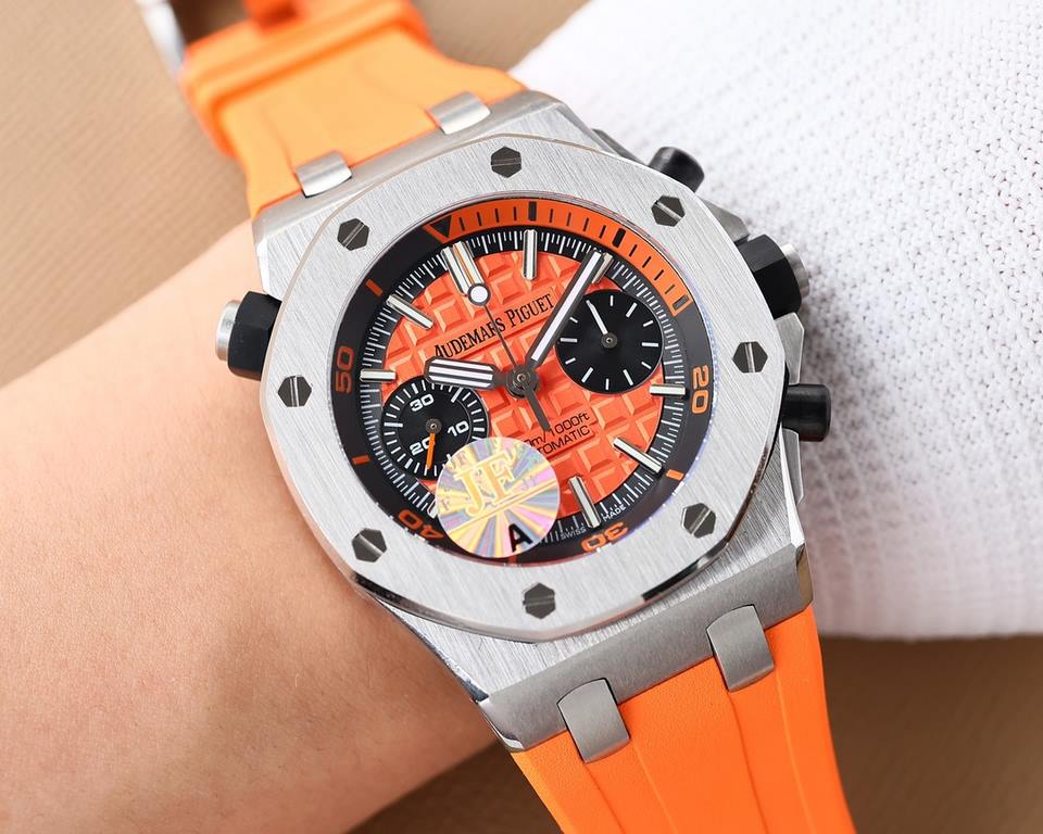 V2 version, live head grain, internal shadow can be bi-directional mobilization, non-market ordinary version, Audemars Piguet Royal Oak series fruitModel 26703 running seconds chronograph automatic mechanical men's watch