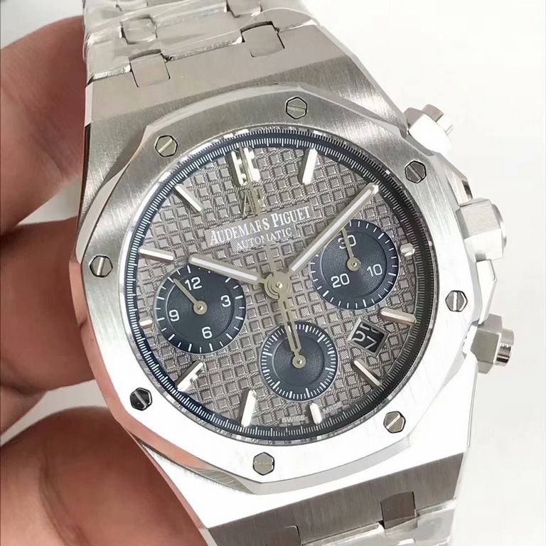 BF new AP  Audemars Piguet Royal Oak 26331OR chronograph, using the same as the genuine (6-letter position small seconds) 7750 chronograph movement, 316 stainless steel case through the brushed and partially polished and