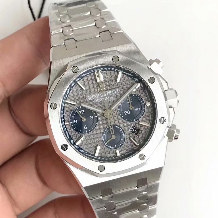 BF new AP  Audemars Piguet Royal Oak 26331OR chronograph, using the same as the genuine (6-letter position small seconds) 7750 chronograph movement, 316 stainless steel case through the brushed and partially polished and