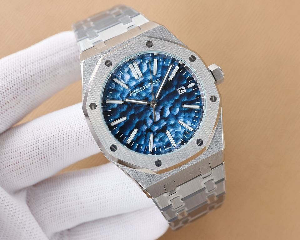 .. New model debut - a wave of hard goods!(The original version of the open mold market the highest cost-effective version Audemars Piguet Audemars Piguet and the original consistent with the market ultra-high quality)Au