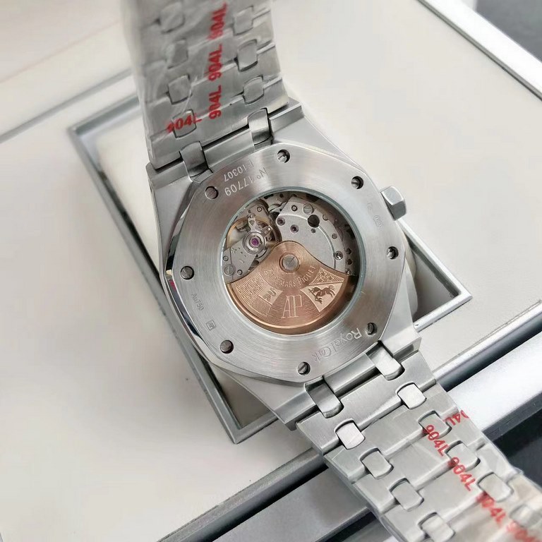 Luxury Diamond Bezel Hand-set2022 new upgraded diamond ring Audemars Piguet 15400 series watches, as the Royal Oak series of the most basic models, without any special features, only three hands and the date display, uno