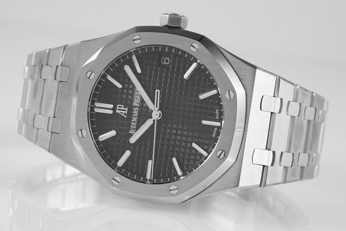 BF new Audemars Piguet Royal Oak 15500 - is the pinnacle of steel watches on the market, - interpretation of the strength of the reigning steel king! [6 great subtleties] 1.Genuine disassembled open mold, size 41X10.4 mm