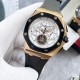 Explosive first   Audemars Piguet Audemars Piguet launched the new Royal Oak Offshore complication watch, limited edition of 100 pieces  , the new self-winding mechanical movement, Calibre 2967 movement according to the 