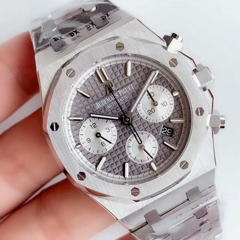 BF new AP  Audemars Piguet Royal Oak 26331OR chronograph, using the same as the genuine (6-letter position small seconds) 7750 chronograph movement, 316 stainless steel case through the brushed and partially polished and