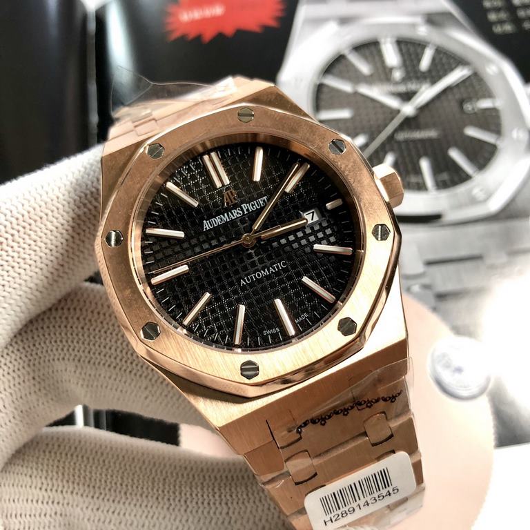 -Royal Oak AP (upgraded case cover)As the most basic model of the Royal Oak series,    does not have any special functions, only three hands and date display, fully automatic mechanical   unobtrusive, show the 15400 seri