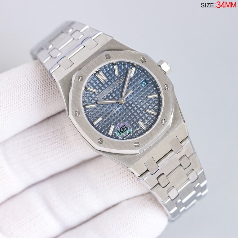 )The latest women's AP Audemars Piguet Royal Oak model 77350 77351 mechanical watch! Diameter 34 mm. Self-winding Calibre 5800 movement with automatic oscillating weight in pink gold specially designed for this model (ze