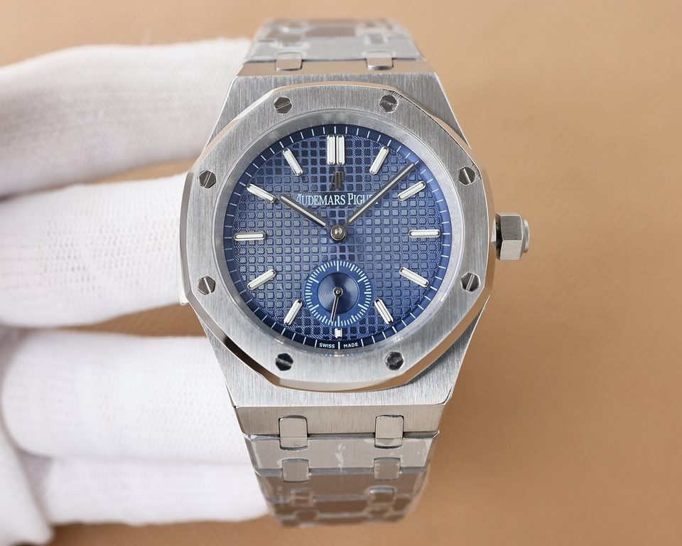 Audemars Piguet Royal Oak 1252 two and a half needle shock on the line, the achievement of the peak of the steel table - the interpretation of the strength of the reigning steel king! Genuine disassembled and molded, the