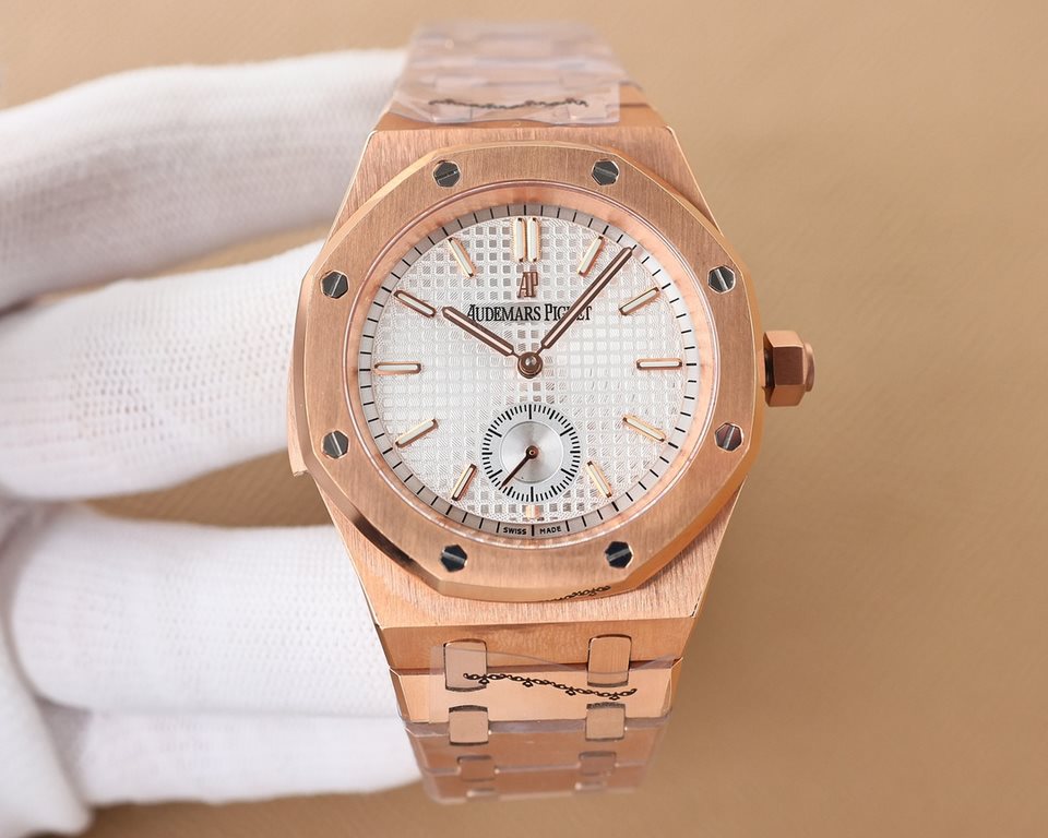 Audemars Piguet Royal Oak 1252 two and a half needle shock on the line, the achievement of the peak of the steel table - the interpretation of the strength of the reigning steel king! Genuine disassembled and molded, the