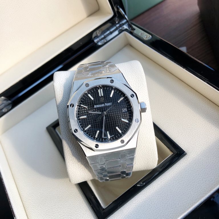 BF.Audemars Piguet Royal Oak 15500_Shocking online! The highest version on the market. Upgraded so inadequate places! All details are 100% synchronized with the counter. Remove the excess part of the movement deck, so th