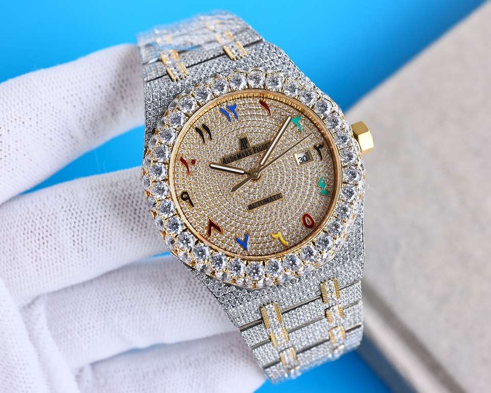 Large diamond-encrusted rimmed uniformAP Audemars Piguet A real man has to take Audemars Piguet Own AP, brand new bezel with large diamond-set bezel, using imported Citizen to change the 324 machine Automatic Mechanical 