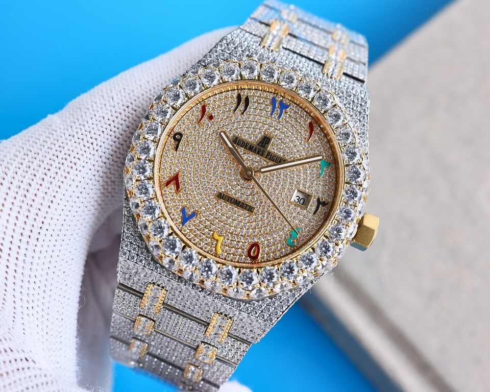 Large diamond-encrusted rimmed uniformAP Audemars Piguet A real man has to take Audemars Piguet Own AP, brand new bezel with large diamond-set bezel, using imported Citizen to change the 324 machine Automatic Mechanical 