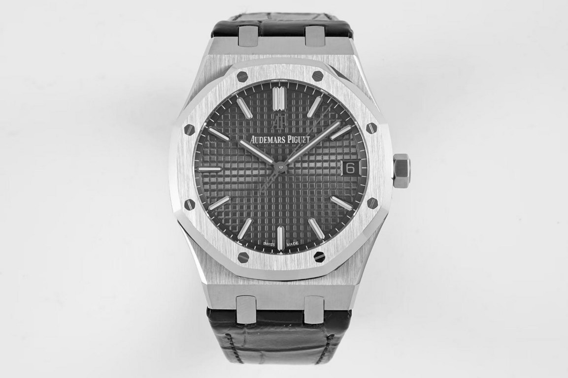 BF new Audemars Piguet Royal Oak 15500 - is the pinnacle of steel watches on the market, - interpretation of the strength of the reigning steel king! [6 great subtleties] 1.Genuine disassembled open mold, size 41X10.4 mm