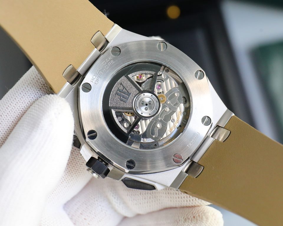 The same HBF latest Audemars Piguet, ceramic bezel   version     Audemars Piguet   Audemars Piguet Royal Oak Offshore Limited Edition Multifunctional Chronograph Mechanical Wristwatch Size 44MM17MM 【Bezel】 The bezel is t